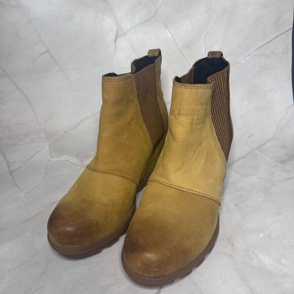 Women’s SOREL Joan of Arctic Chelsea Wedge Boots Size 8 Waterproof Leather Tan - Picture 1 of 5